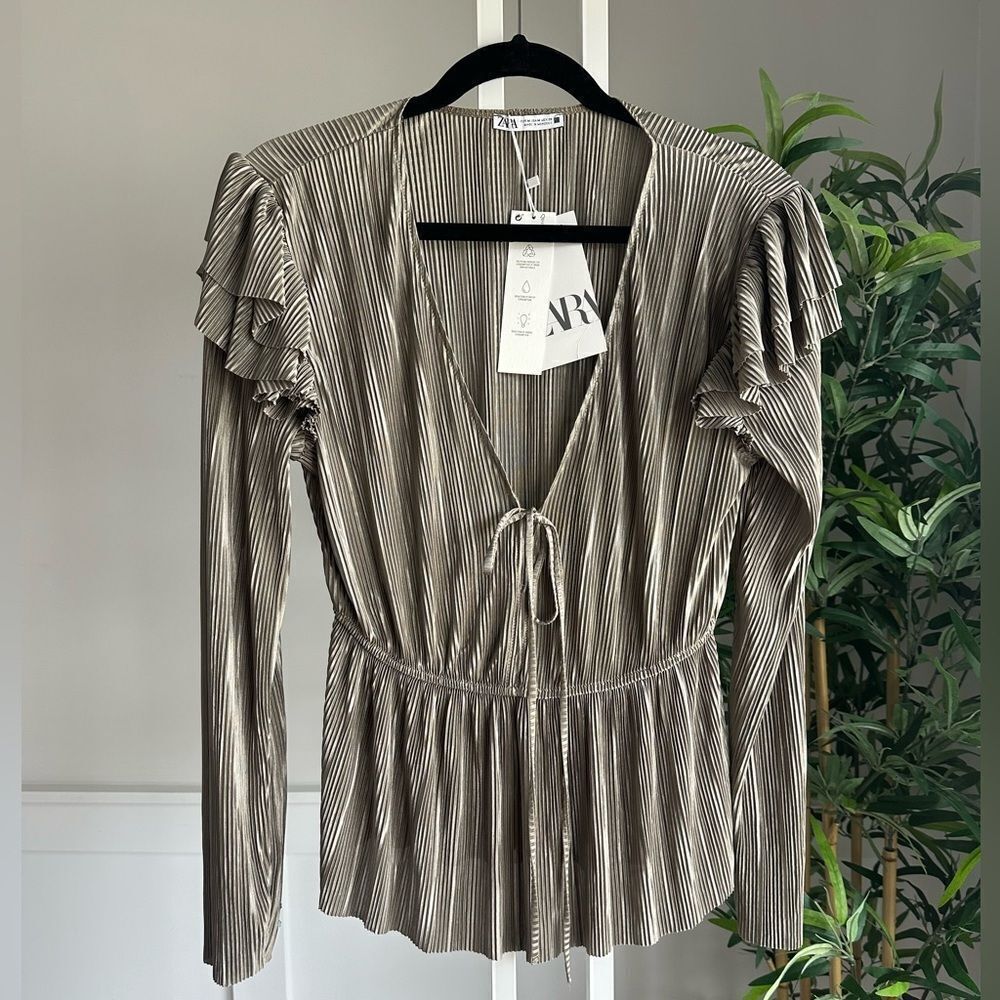 Zara pleated long sleeve ruffle tie blouse